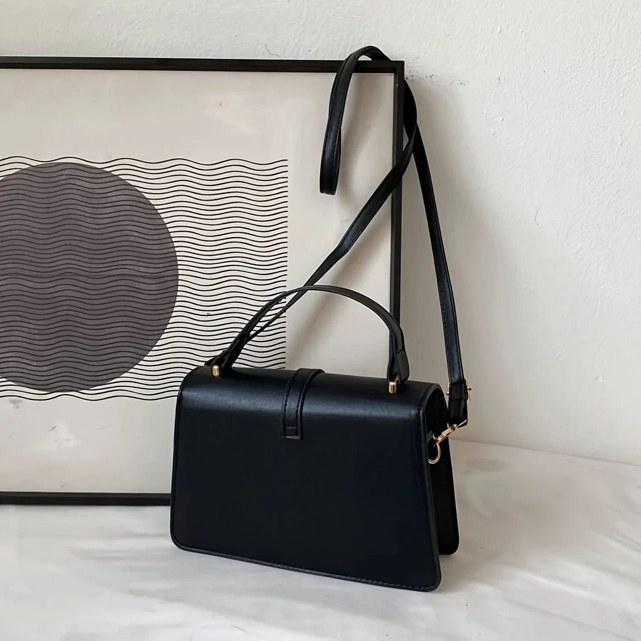 Minimalist side bag- Clara